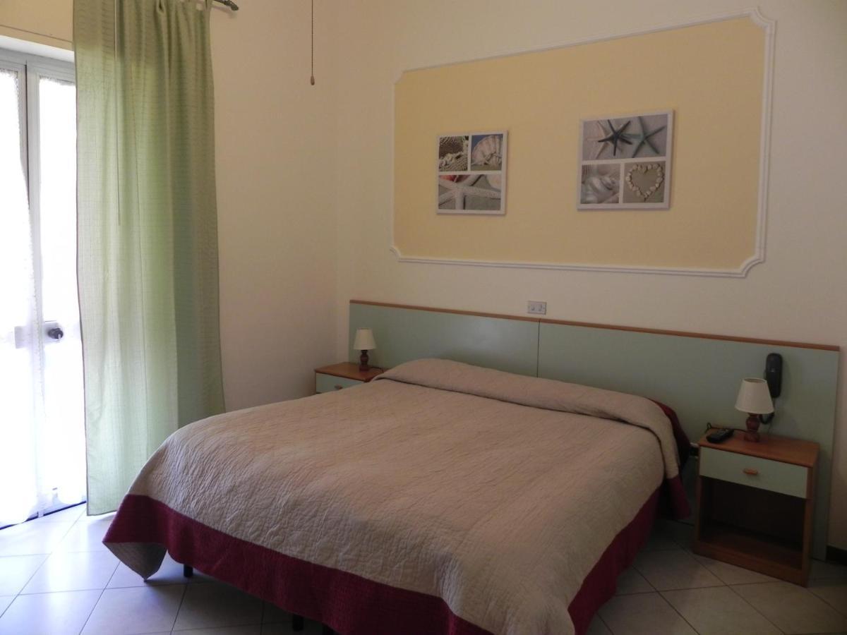 Hotel Ondina Viareggio Zewnętrze zdjęcie