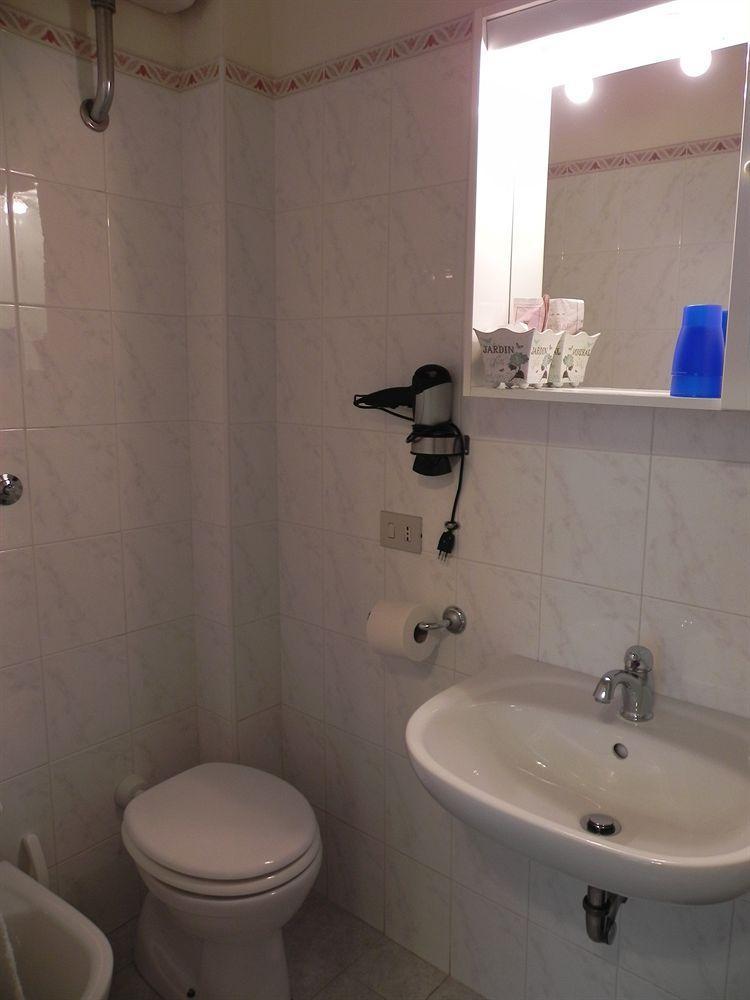Hotel Ondina Viareggio Zewnętrze zdjęcie