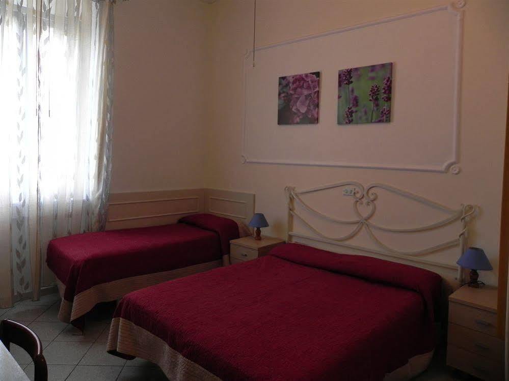 Hotel Ondina Viareggio Zewnętrze zdjęcie